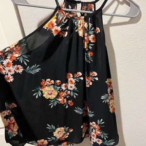 Women’s lush sleeveless shirt